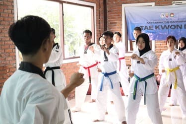 Latihan Bersama
